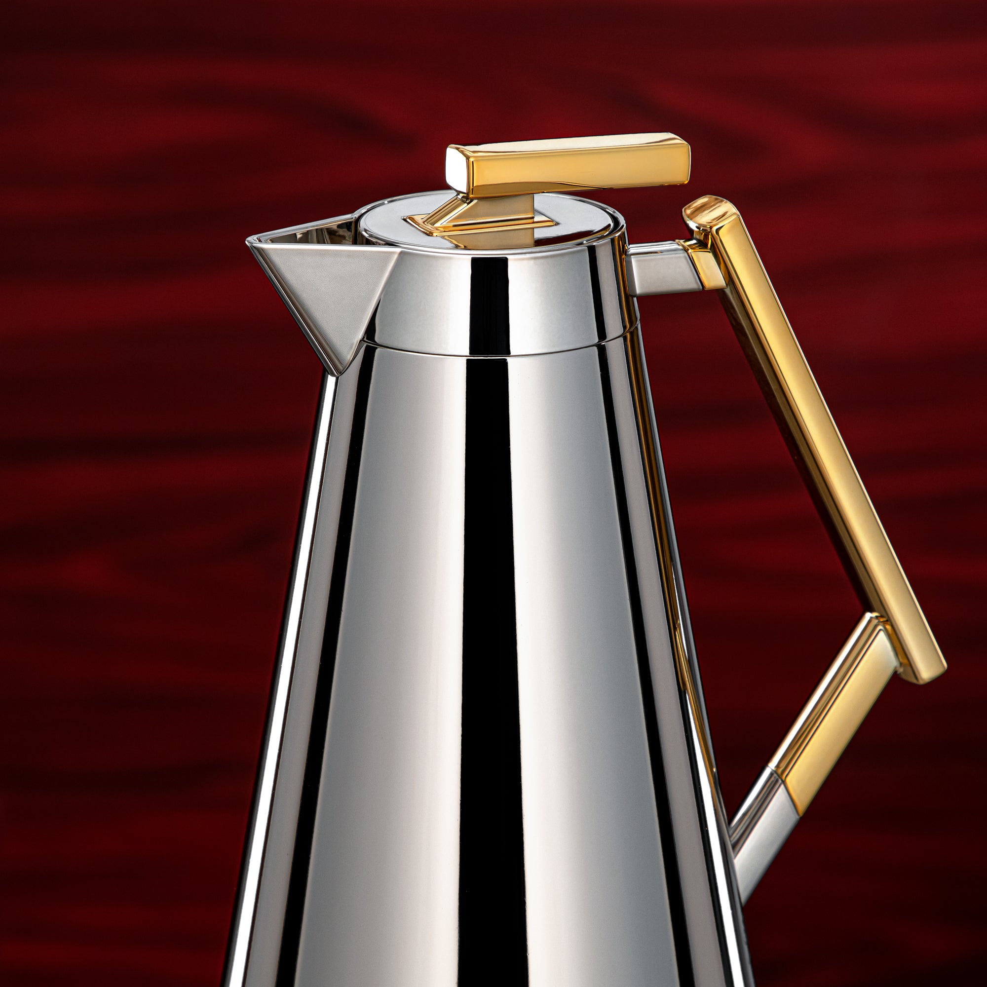 طقم ترامس المرجان 0.7L و1L فضي وذهبي