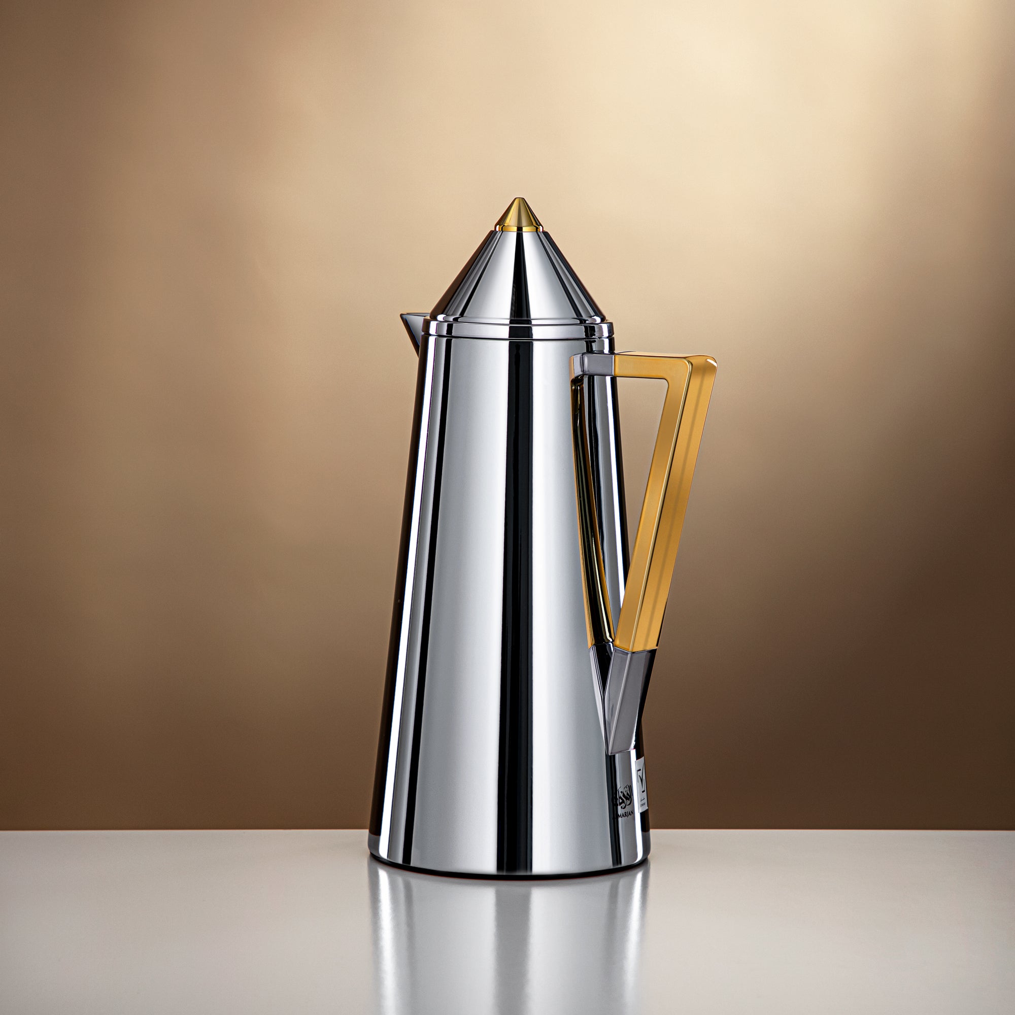 Almarjan Vacuum flask 0.7L + 1.0L Silver & gold (FG818-070/100 C/G)