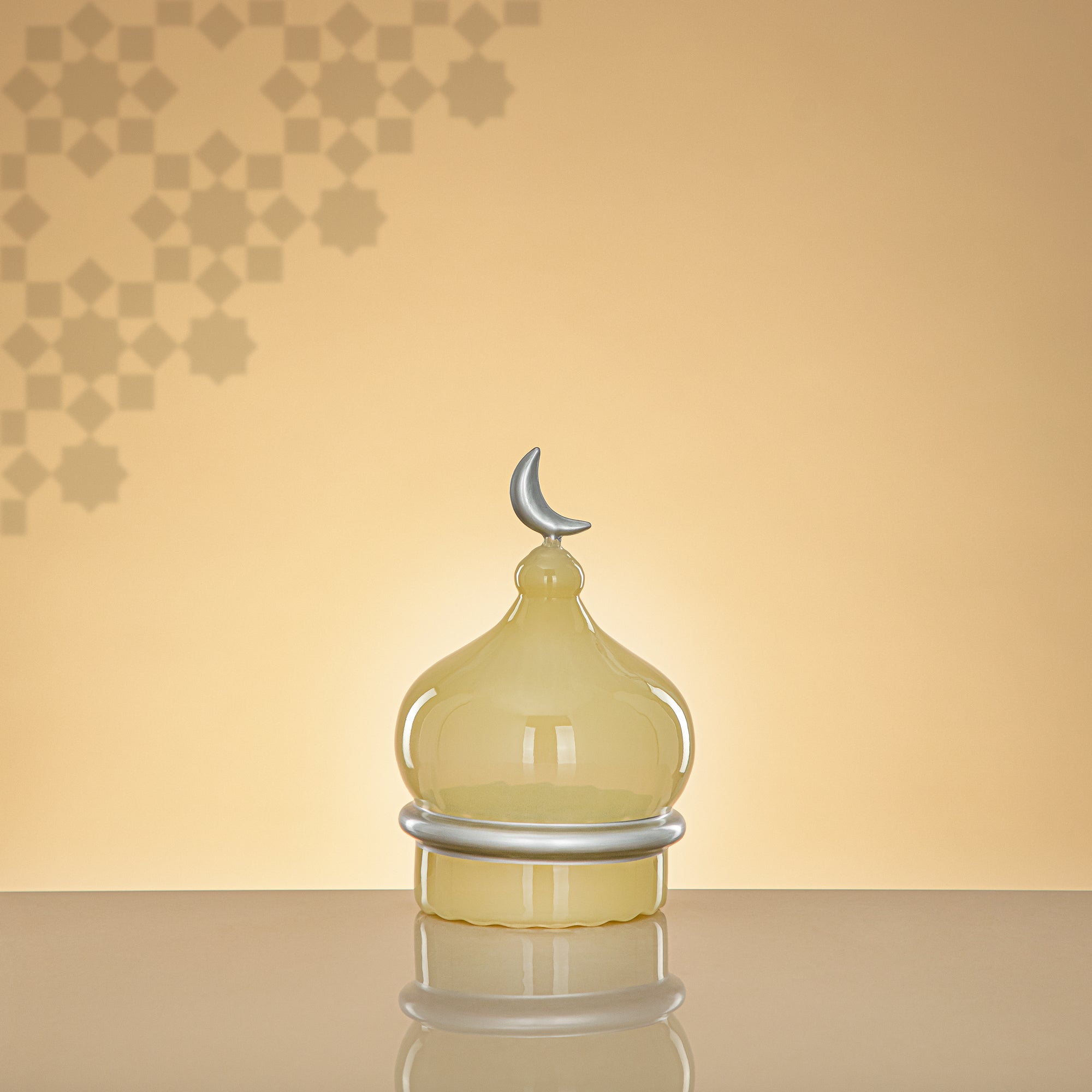 المرجان مئذنة زينة طاولة 17cm × 11cm عاجي مع خطوط فضية وهلال – Noor Al Layali