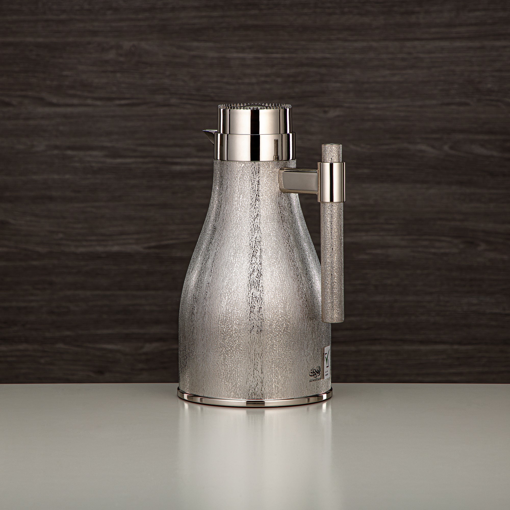 طقم ترامس المرجان ABS زر ضغط 1 لتر + 1 لتر نيكل (GOK-N-N-N) - تقديم أنيق