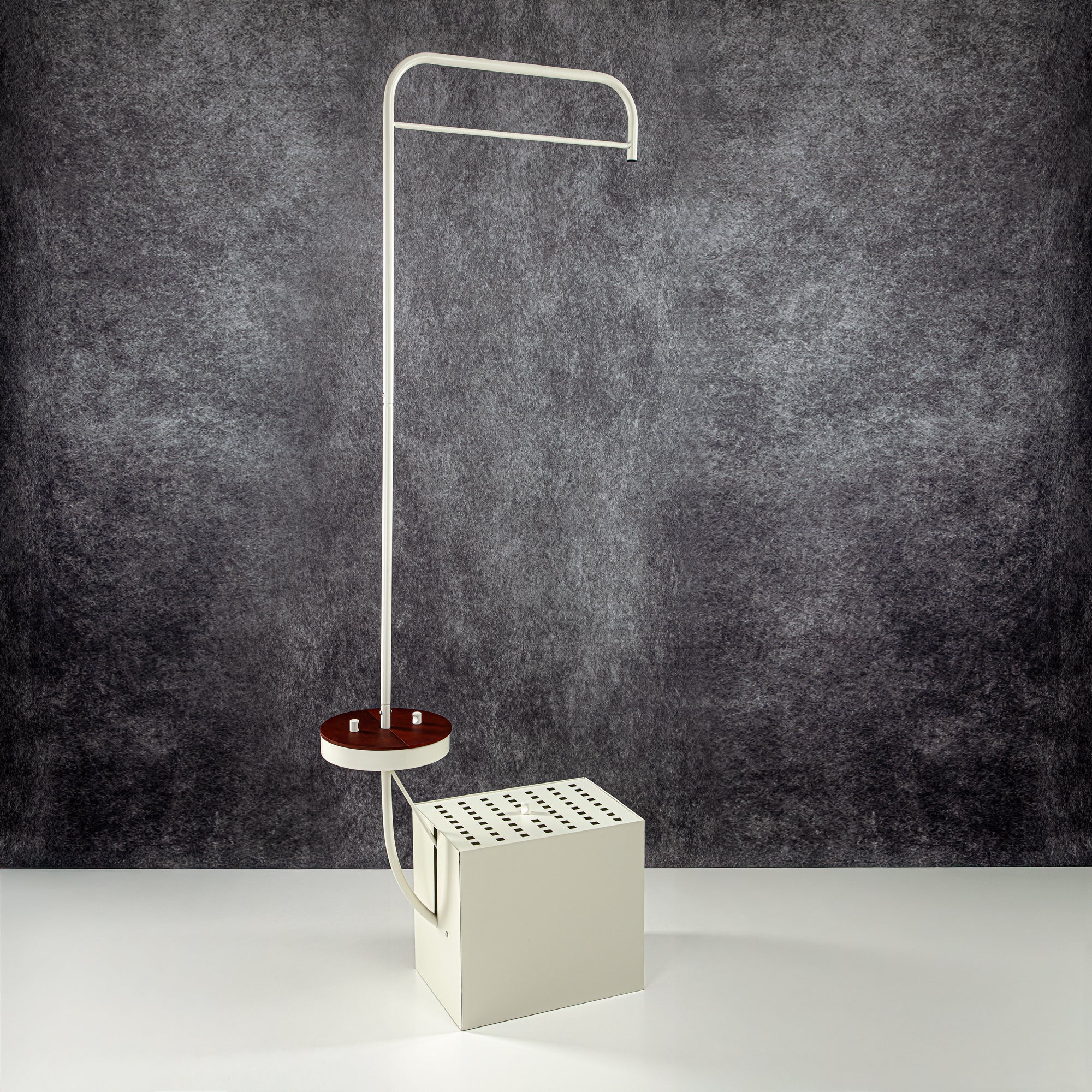 حامل ملابس المرجان مع مبخرة باللون البيج 183 سم (KMT0479-Beige) - ملحقات منزلية أنيقة