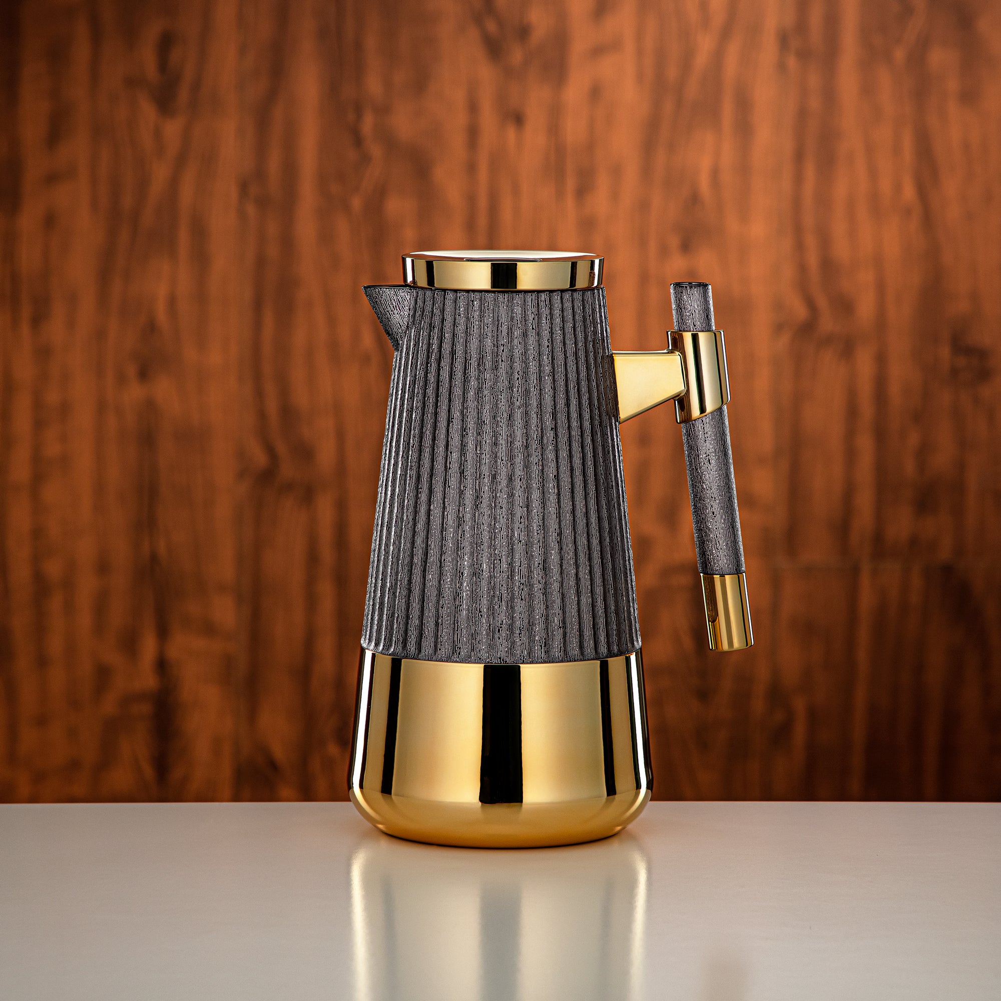 Almarjan Vacuum Flask Set 1L + 1L Gun Black & Gold