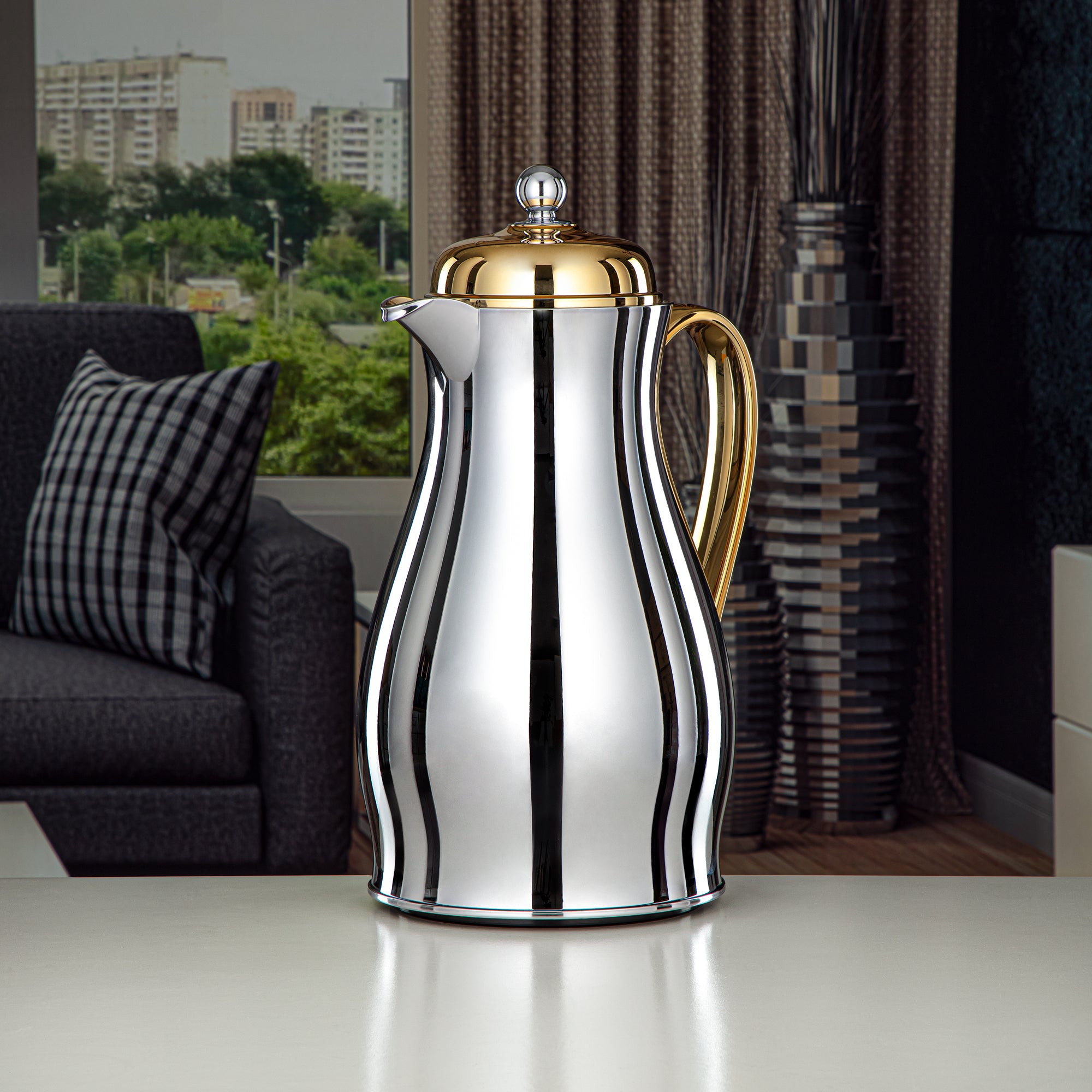 Almarjan Vacuum Flask Metal Body with Glass Liner 1.4L Silver & Gold (RPA-140-SG) – Everyday Elegance Collection