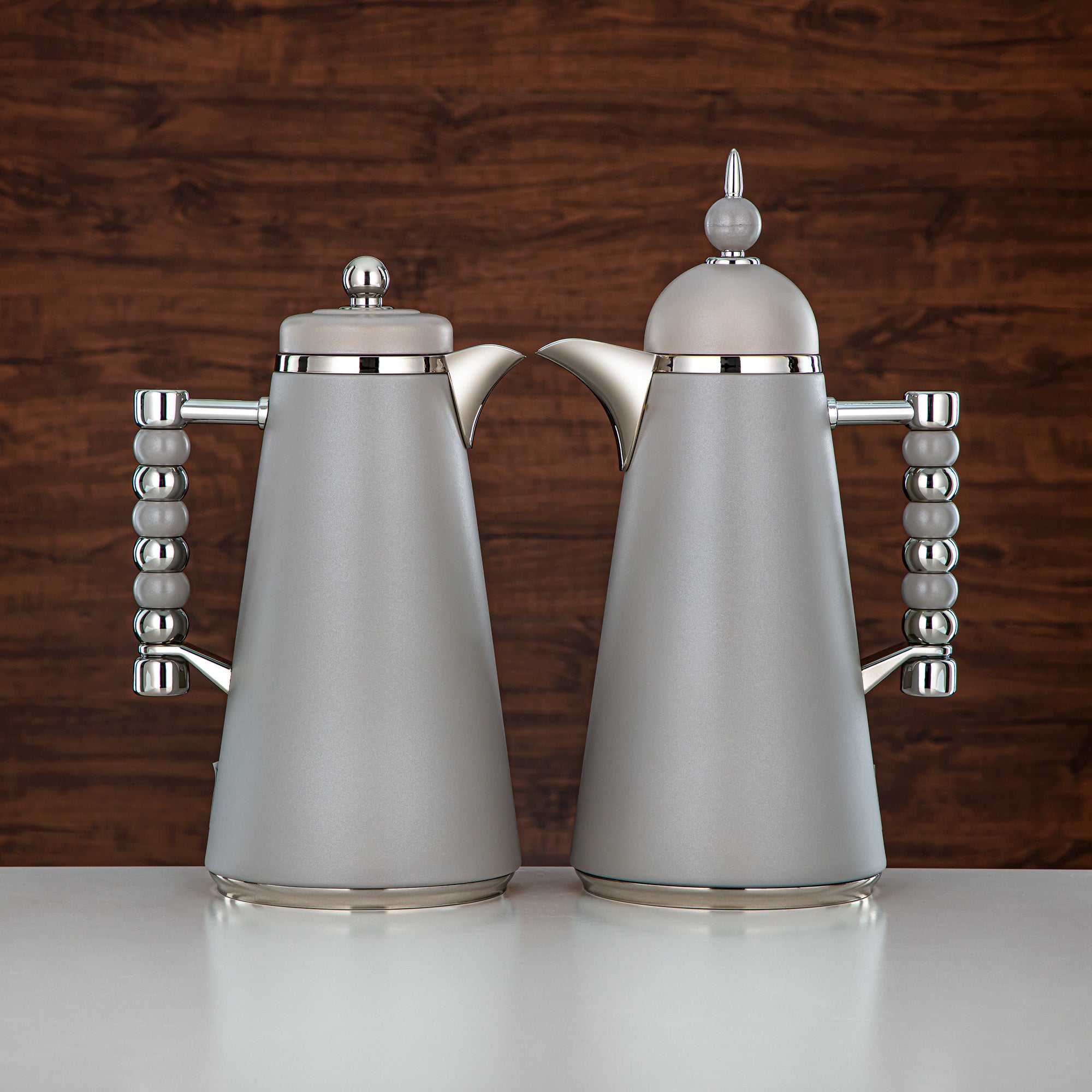 ألمرجان طقم ترامس زر ضغط 1 لتر + 1 لتر رمادي وفضي (SJ42-BC) - زجاجة شاي وقهوة