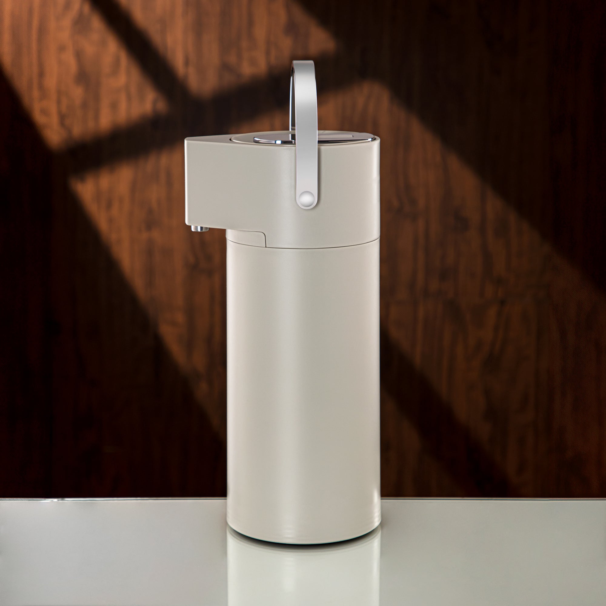 ترمس المرجان سعة 1.9 لتر باللون الرمادي الناعم والفضي - UKM25-190 SG/C