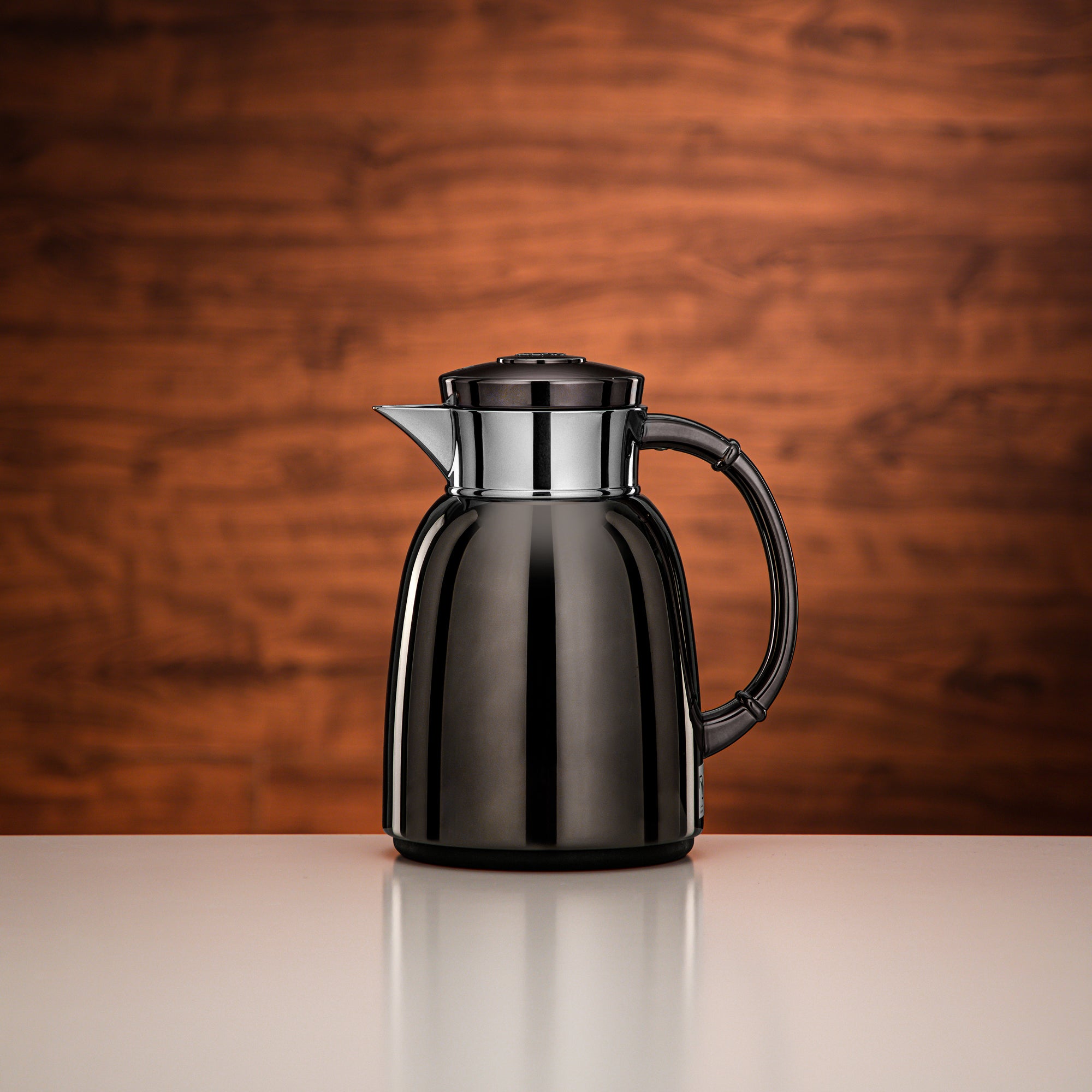 ترمس المرجان سعة 0.65 لتر باللونين الأسود الفحمي والفضي